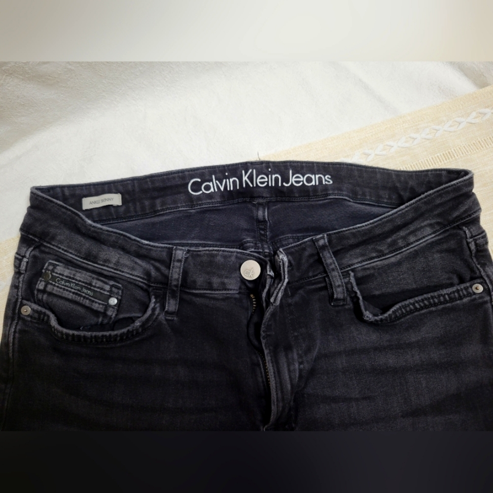 Calvin Kline Skinny Ankle Jean